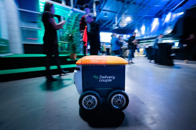 Roboty DeliveryCouple będą dowozić zakupy i jedzenie
