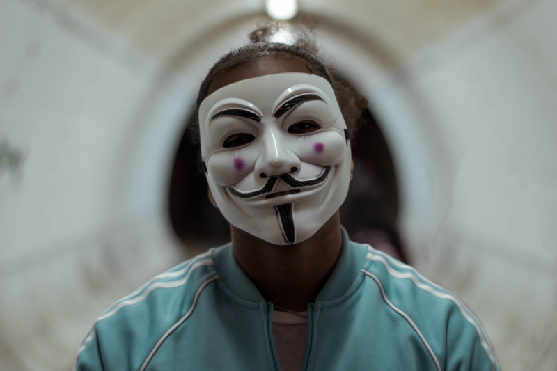 Anonymous atakuje strony rządowe Rosji i Białorusi