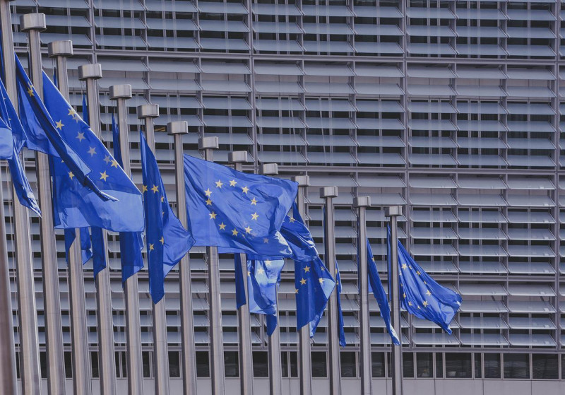 Pakiet e-commerce podnosi wpływy członków UE