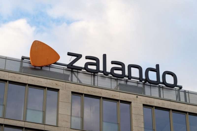 Polska moda za granicą – firmy stawiają na ekspansję. Nowy raport Zalando