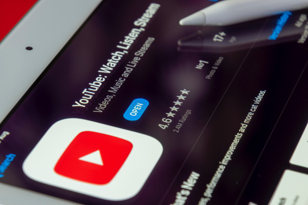 YouTube wprowadza sprzedaż na żywo poprzez transmisje live