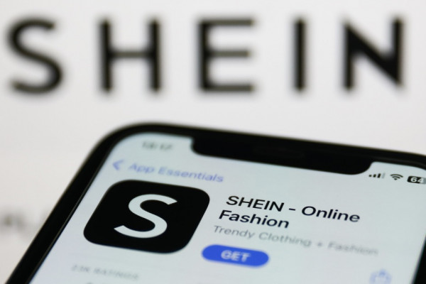 Francja wypowiada wojnę fast fashion. Jest projekt ustawy