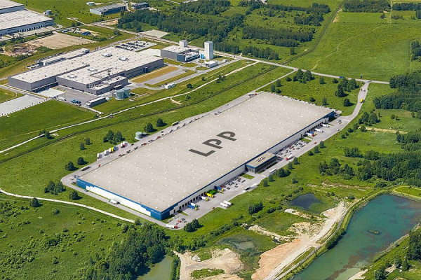 Gigantyczny pożar w Rumunii. Spłonął magazyn polskiej firmy LPP